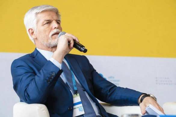 Конфликт на Украине напоминает начало Второй мировой войны, — президент Чехии | Русская весна